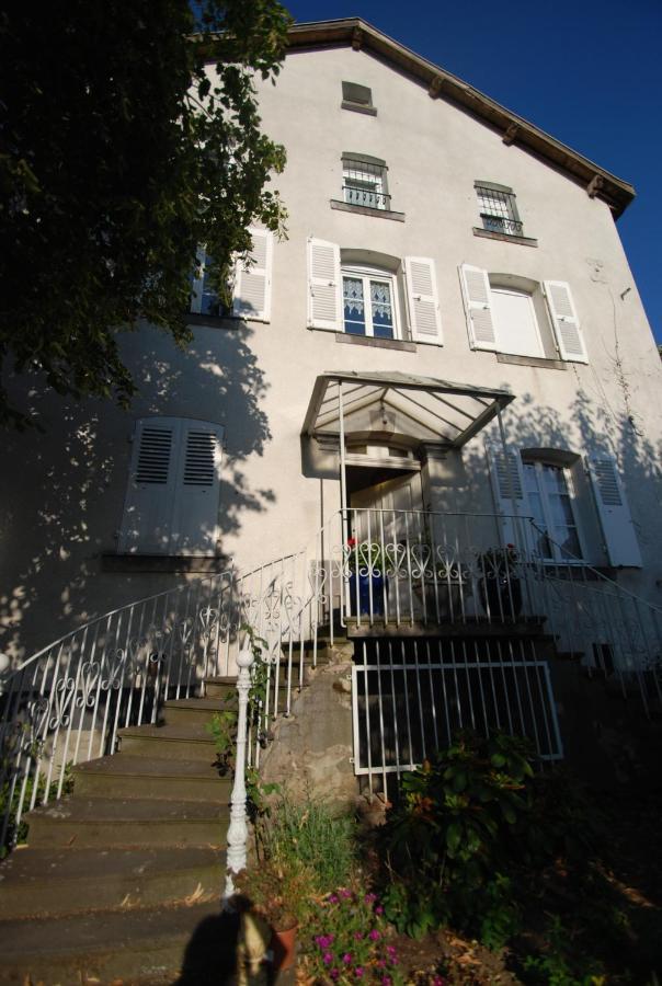 Maison De Retraite Vertaizon Buitenkant foto
