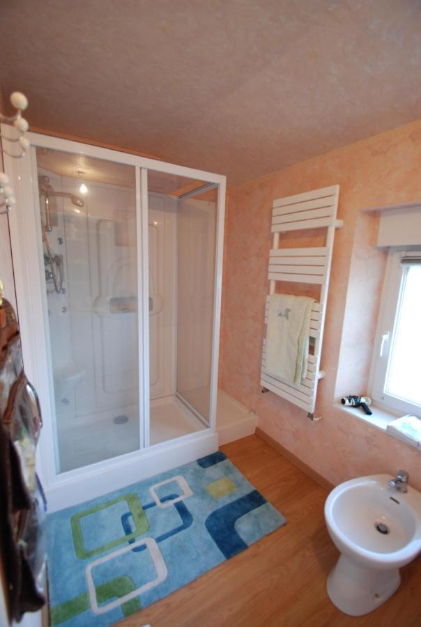 Maison De Retraite Vertaizon Buitenkant foto
