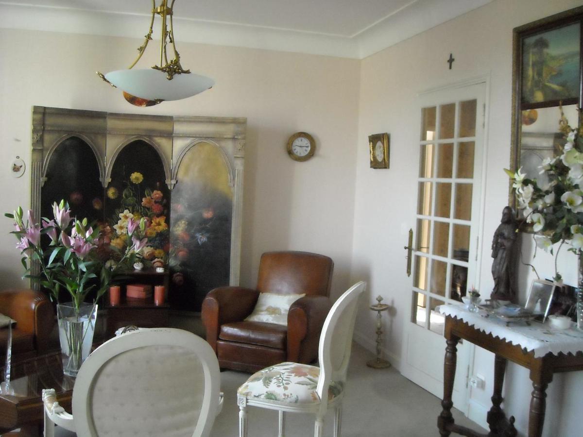 Maison De Retraite Vertaizon Buitenkant foto