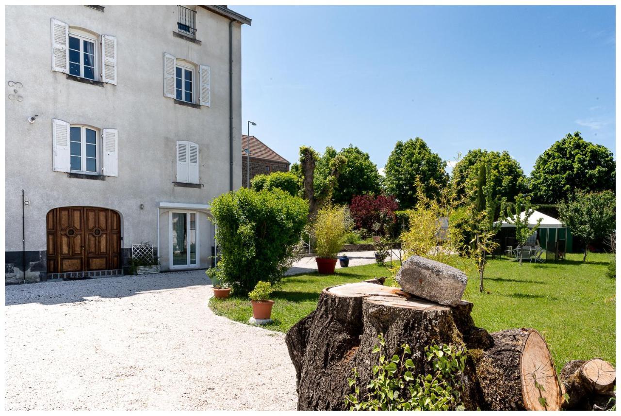 Maison De Retraite Vertaizon Buitenkant foto
