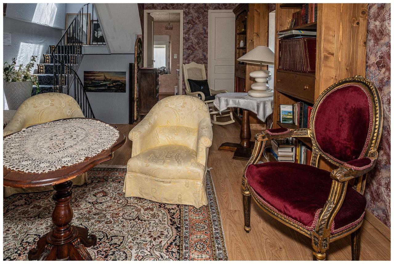 Maison De Retraite Vertaizon Buitenkant foto